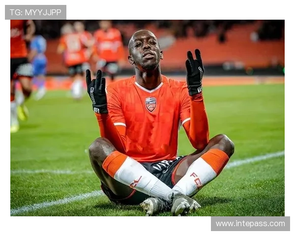 梅斯迎战巴黎FC 哈比卜-迪亚洛领衔首发